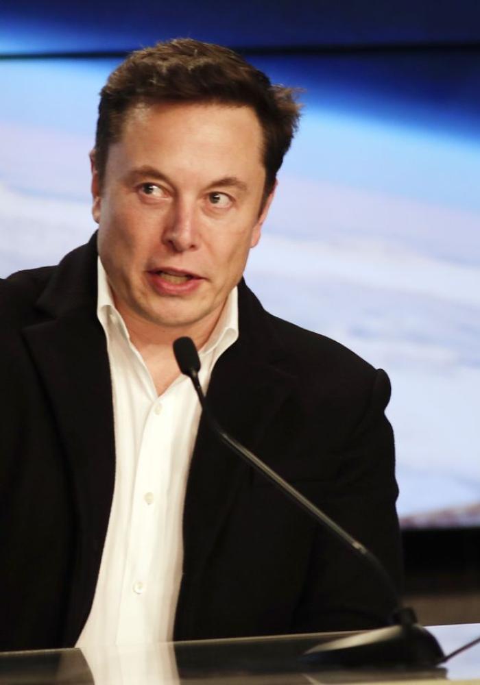 Elon Musk on X: Hey you … Yeah you Queen … You're gonna make it! 💕💕   / X