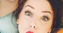 Zoella Zoella was surrounded by the diverse and dynamic of . From the deep bassline in electronic dance tunes to the