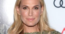 Molly sims from molly sims. # #piano #keyboardal #electricpiano #alinstrument #speech #jinglebell #saxophone