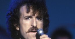 Matthew Wilder Matthew Wilder is an American singer, songwriter, and record producer, known primarily for his 1983 hit