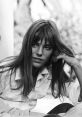 Jane Birkin et Serge Gainsbourg Jane Birkin et Serge Gainsbourg is the iconic collaboration between British actress and