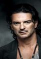 Ricardo Arjona - Dime que no (letra) "Dime que no" is a captivating song by Guatemalan singer-songwriter Ricardo Arjona.