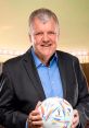 Clive Tyldesley (FIFA commentator)