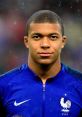 Nan moi c'est Gérard (Mbappe) The phrase “Nan moi c'est Gérard (Mbappe)” immediately captures attention with its bold and